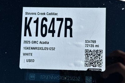 2025 GMC Acadia Elevation