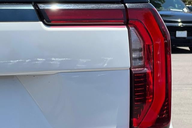 2025 GMC Yukon Denali Ultimate