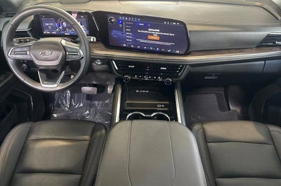 2025 Chevrolet Suburban Z71
