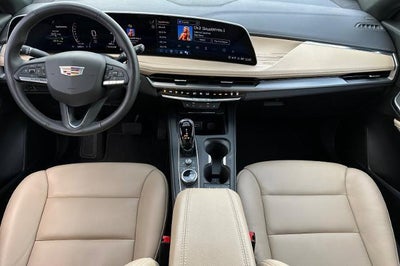 2024 Cadillac XT4 Premium Luxury