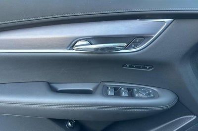 2025 Cadillac XT6 Luxury