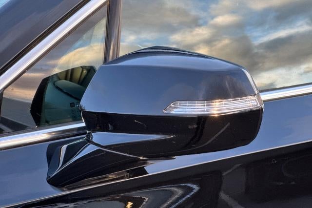 2025 Cadillac XT6 Luxury