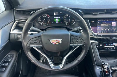 2025 Cadillac XT6 Premium Luxury
