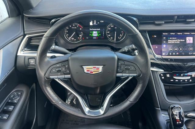 2025 Cadillac XT6 Premium Luxury