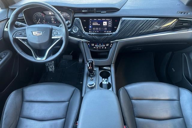 2025 Cadillac XT6 Premium Luxury