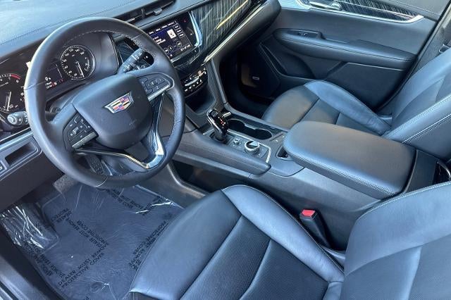 2025 Cadillac XT6 Premium Luxury