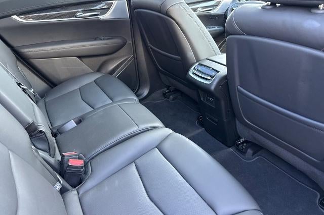 2025 Cadillac XT6 Sport