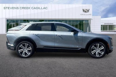 2024 Cadillac LYRIQ Tech
