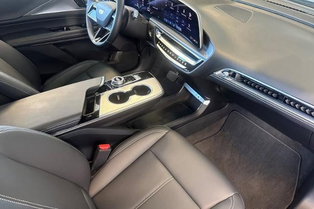 2024 Cadillac LYRIQ Tech
