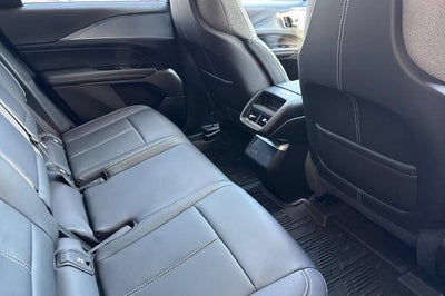 2024 Cadillac LYRIQ Tech