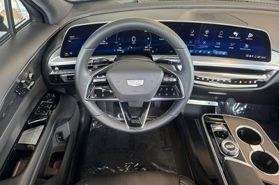 2024 Cadillac LYRIQ Luxury 1