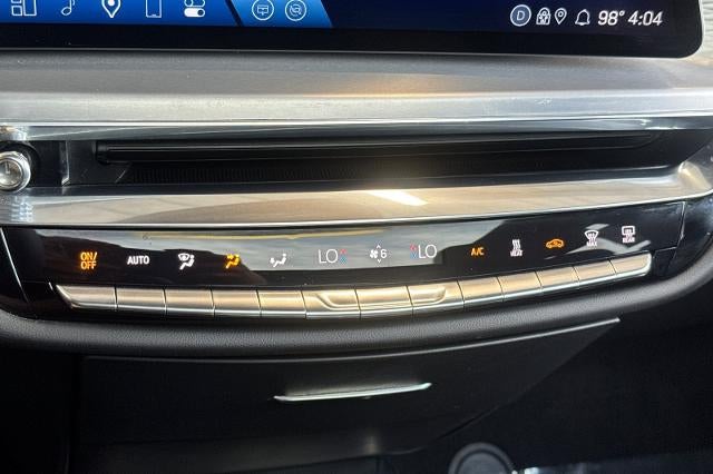 2024 Cadillac LYRIQ Luxury 1