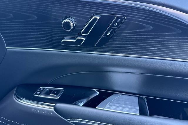 2024 Cadillac LYRIQ Sport 1