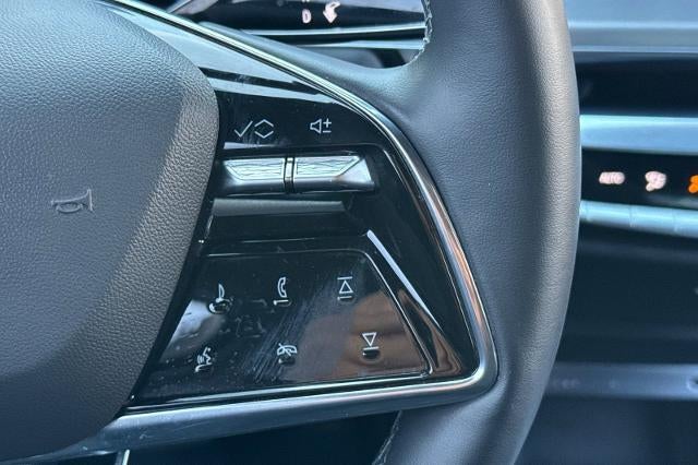 2024 Cadillac LYRIQ Sport 1