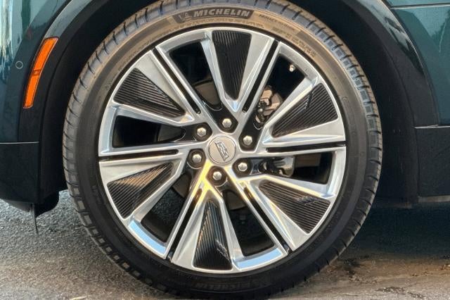 2025 Cadillac LYRIQ Luxury 3