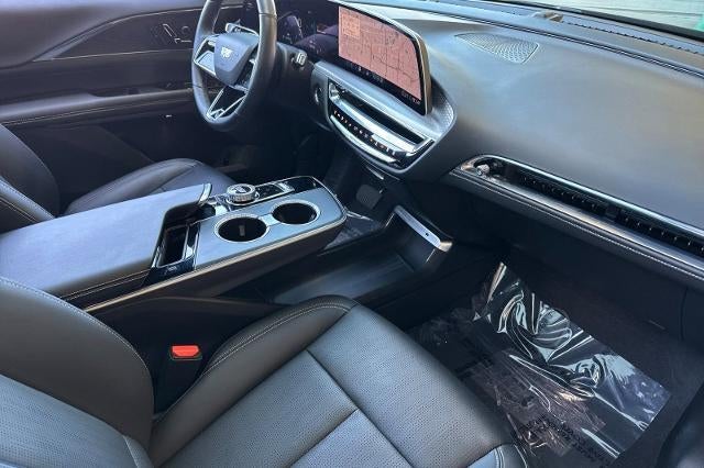 2024 Cadillac LYRIQ Sport 1