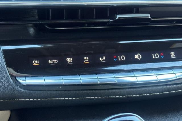 2023 Cadillac Escalade 4WD Premium Luxury