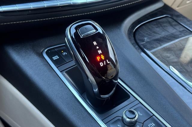 2023 Cadillac Escalade 4WD Premium Luxury