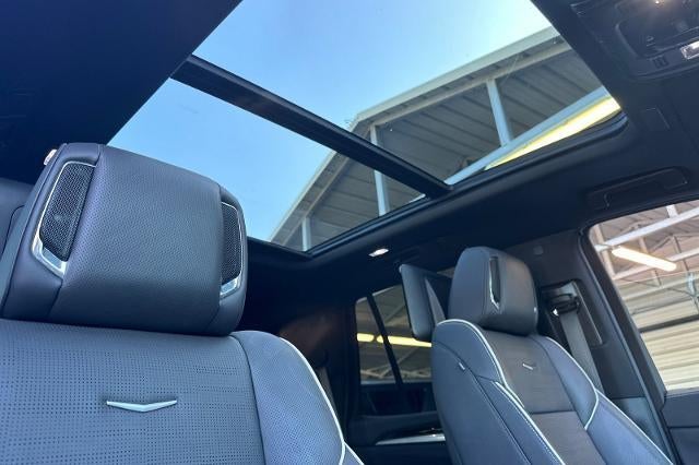 2025 Cadillac Escalade Premium Luxury