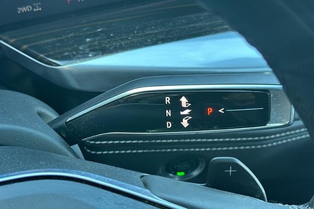 2025 Cadillac Escalade Premium Luxury