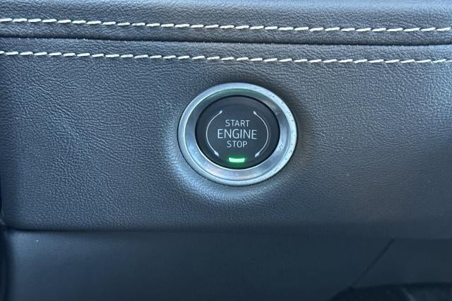 2025 Cadillac Escalade Premium Luxury