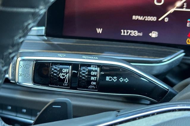 2025 Cadillac Escalade Premium Luxury