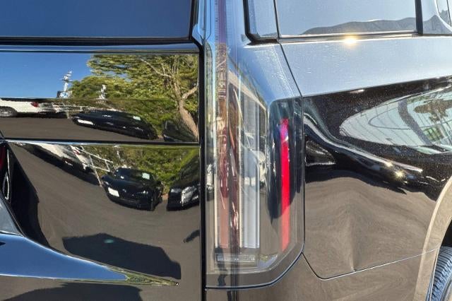 2025 Cadillac Escalade Sport