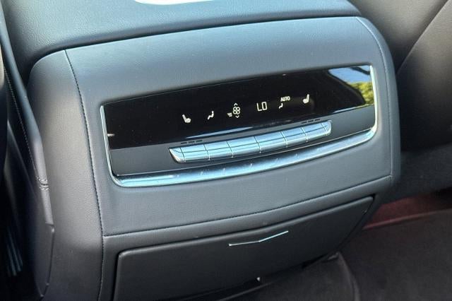 2025 Cadillac Escalade Sport