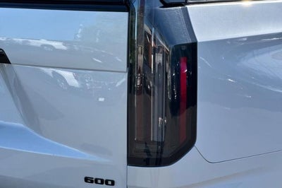 2025 Cadillac Escalade Sport