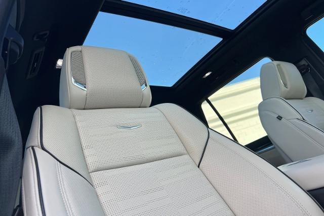 2025 Cadillac Escalade Sport