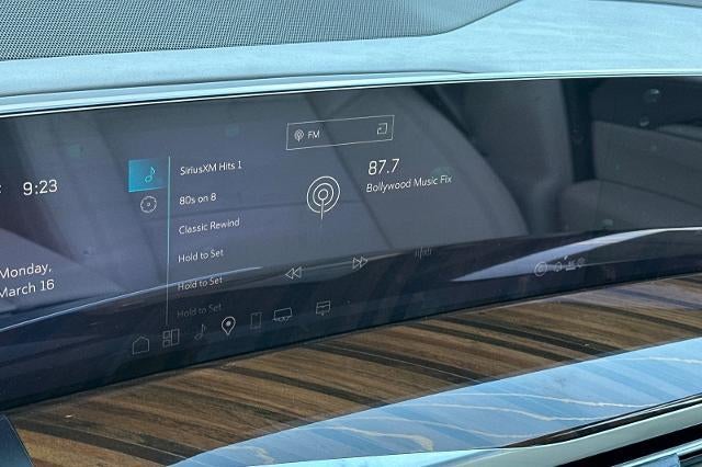 2026 Cadillac Escalade ESV Platinum Sport