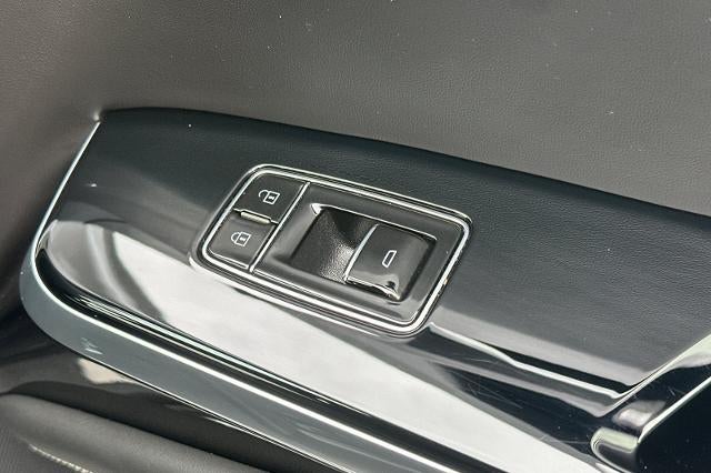 2025 Cadillac Escalade ESV Sport Platinum