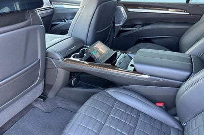 2025 Cadillac Escalade ESV Sport Platinum