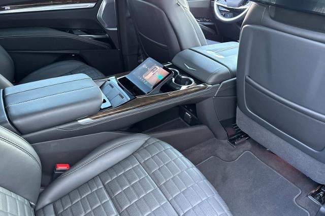 2025 Cadillac Escalade ESV Sport Platinum