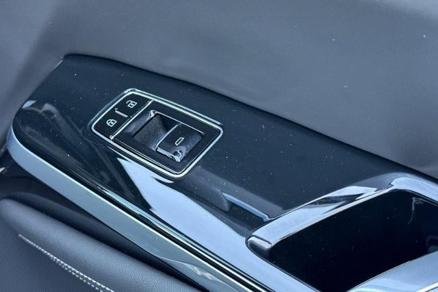 2025 Cadillac Escalade ESV Sport Platinum