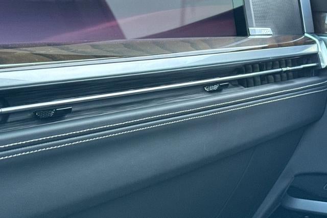 2025 Cadillac Escalade ESV Sport Platinum