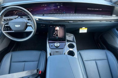 2025 Cadillac ESCALADE IQ Luxury 2