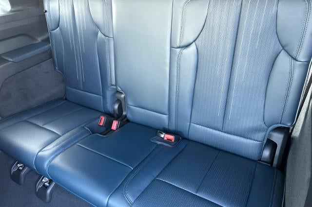 2025 Cadillac ESCALADE IQ Luxury 2