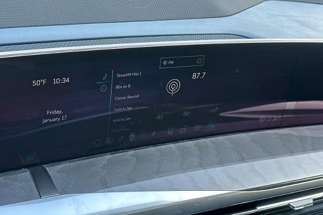 2025 Cadillac ESCALADE IQ Luxury 2