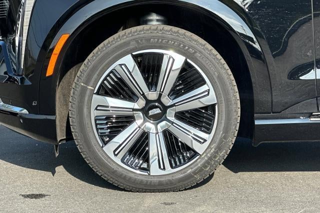 2025 Cadillac ESCALADE IQ Luxury 2