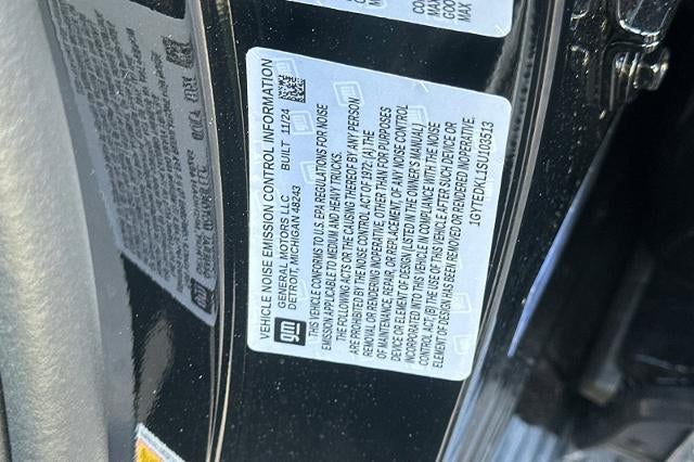 2025 Cadillac ESCALADE IQ Luxury 2