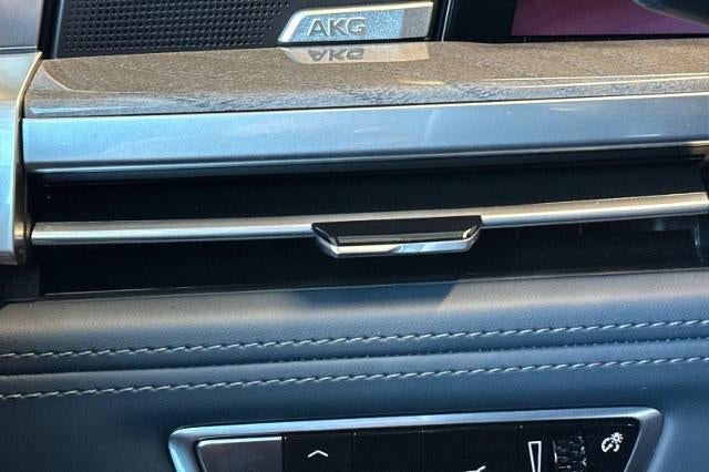 2025 Cadillac ESCALADE IQ Sport 2