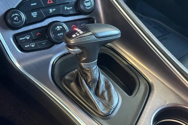 2015 Dodge Challenger R/T Scat Pack Shaker