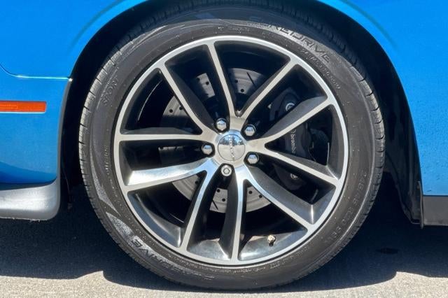 2015 Dodge Challenger R/T Scat Pack Shaker
