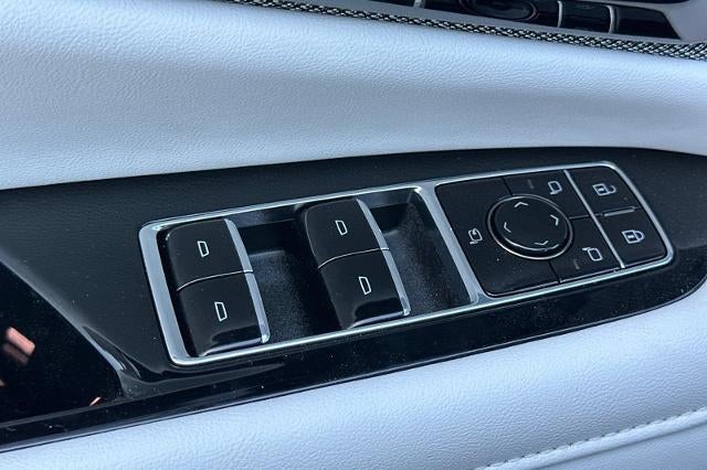 2027 Cadillac OPTIQ Luxury