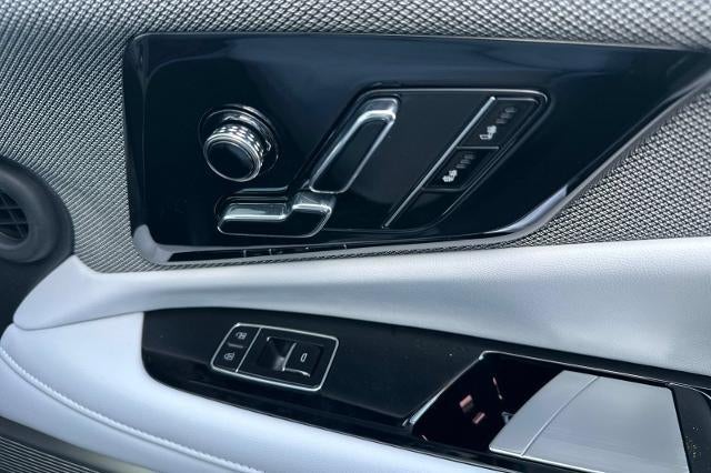 2027 Cadillac OPTIQ Luxury