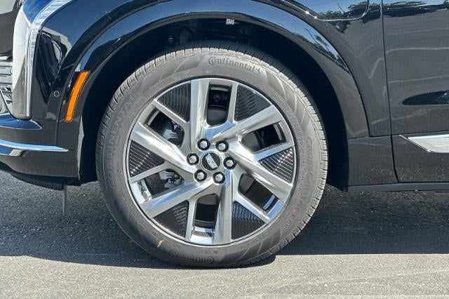 2027 Cadillac OPTIQ Luxury