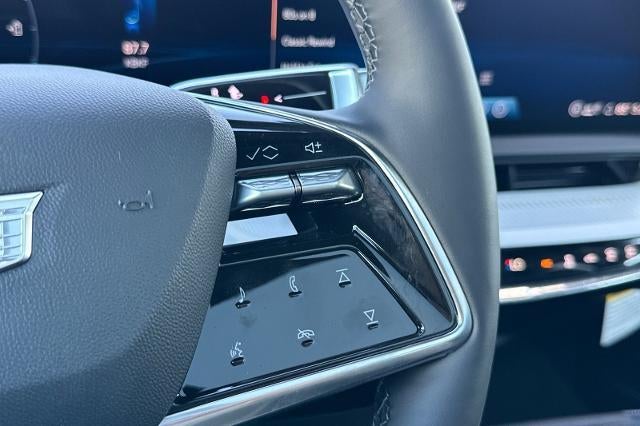 2027 Cadillac OPTIQ Luxury
