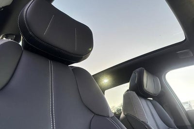 2025 Cadillac OPTIQ Luxury 1