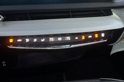 2025 Cadillac OPTIQ Luxury 1